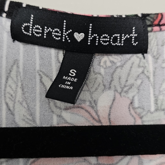 Extremely soft floral faux wrap sun dress - Picture 4 of 4